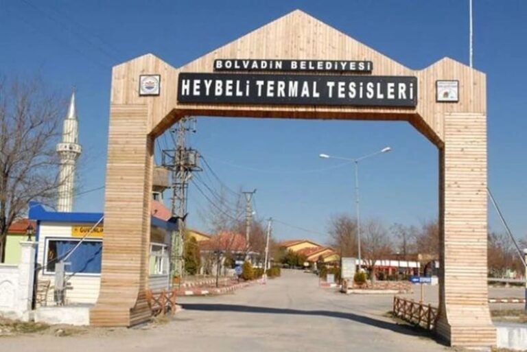Bolvadin Heybeli Termal Kaplıcası