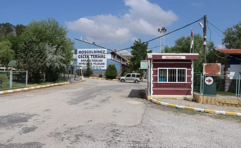 Gecek Kaplıcası